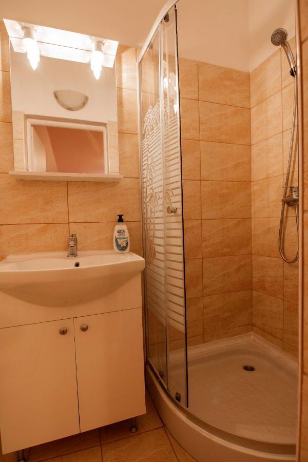 Privilegio 148 Sambata Sîmbăta de Sus エクステリア 写真
